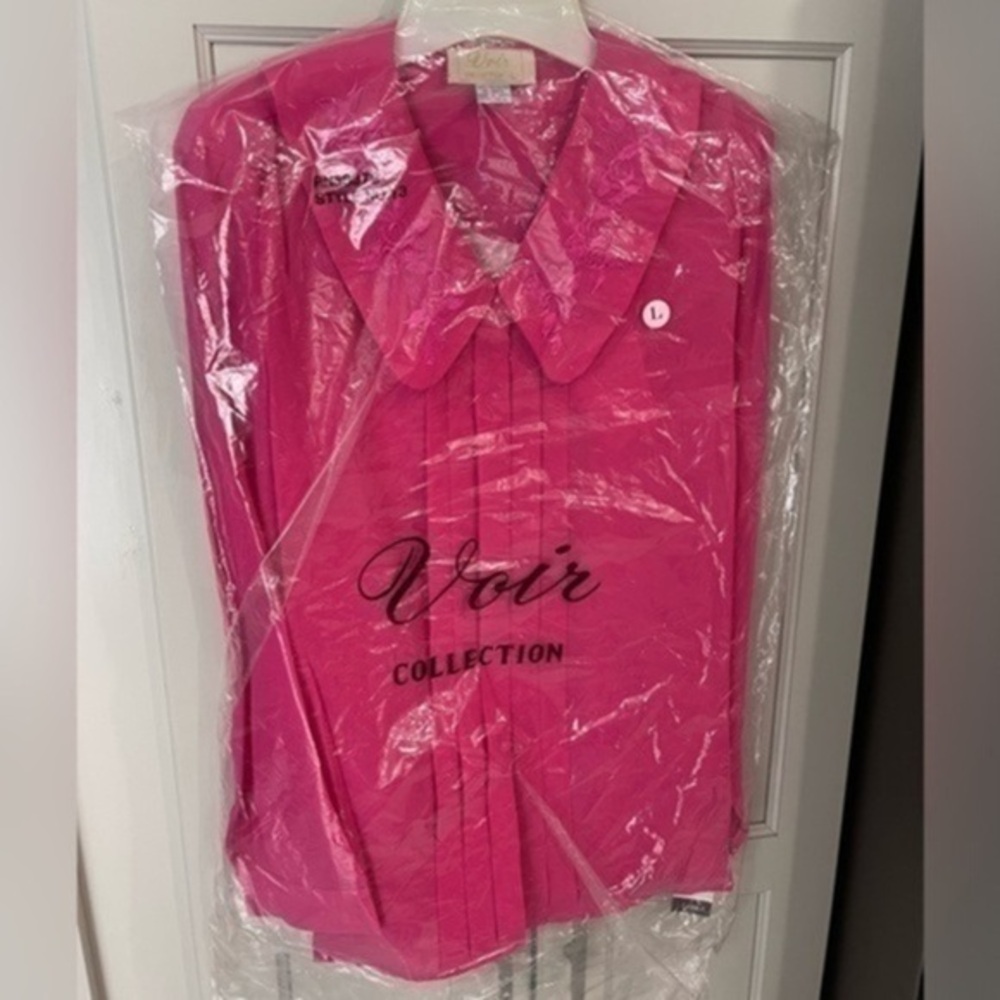 Voir Collection NWT Button Down Shirt size L